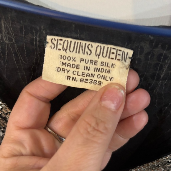 Butterfly silk sequin shirt * accepting offers  vintage - Picture 3 of 4